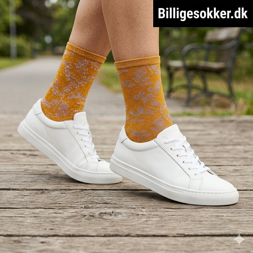 Damesokker - 3 Par Glimmersokker Lyrics